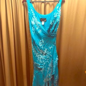 Selling Dress Size 12P, good condition!